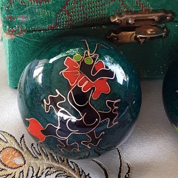 COPY Baoding Therapy Balls Cloisonne Finish Green With Dragon Firebird Yin Yang - Picture 3 of 13